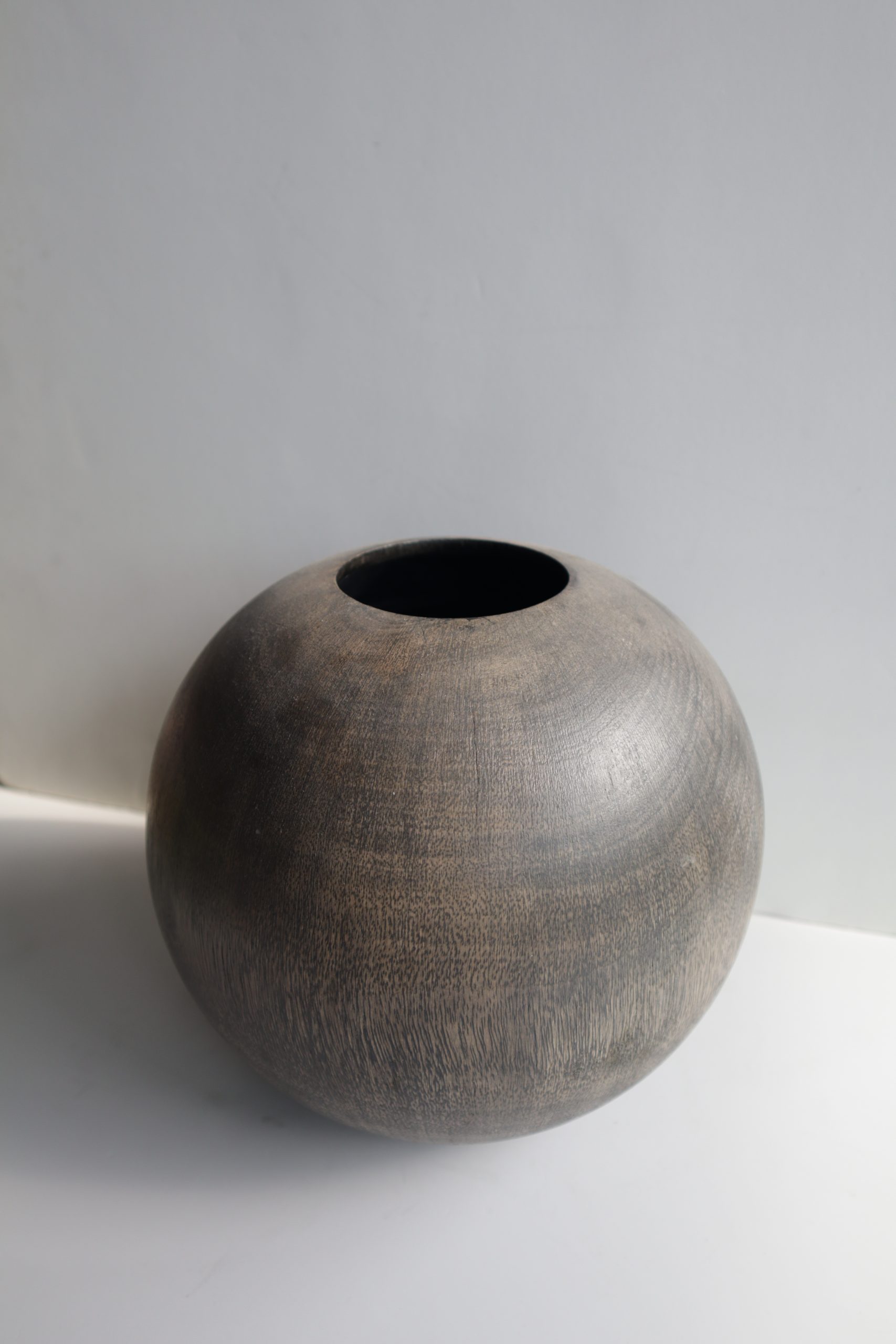 Misty Charcoal Mango Wood Vase L