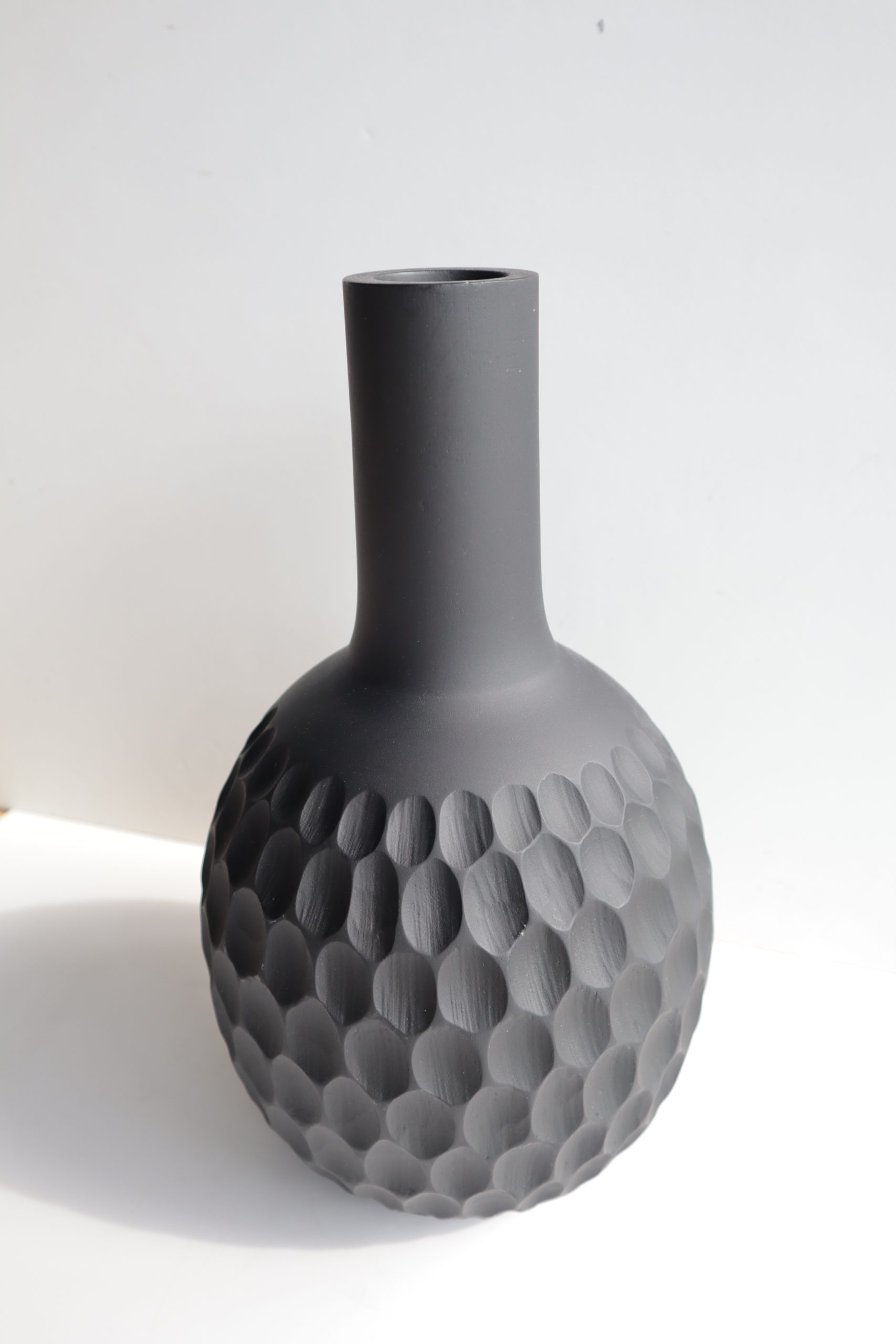 Graphite Dimpled Mango Wood Vase B/W