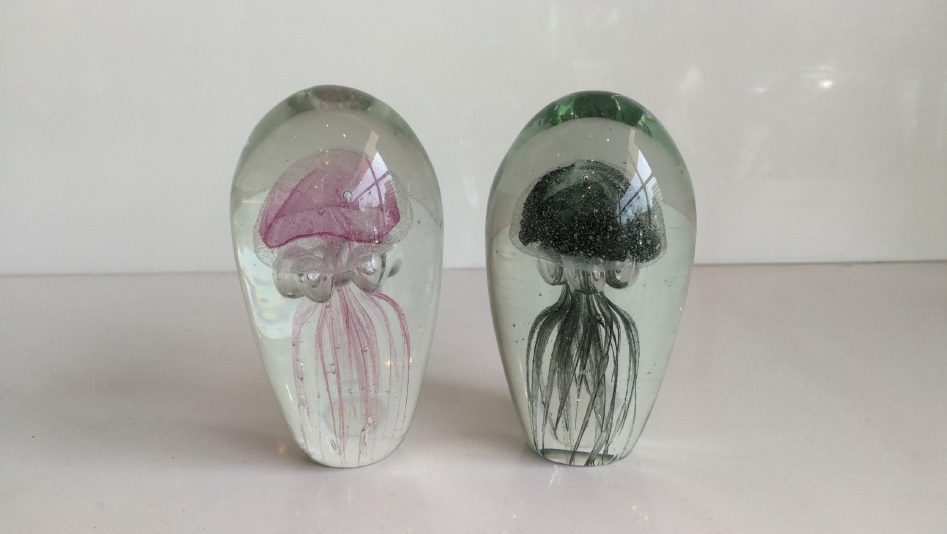 Jellyfish Art Glass Paper Weight Red/Green