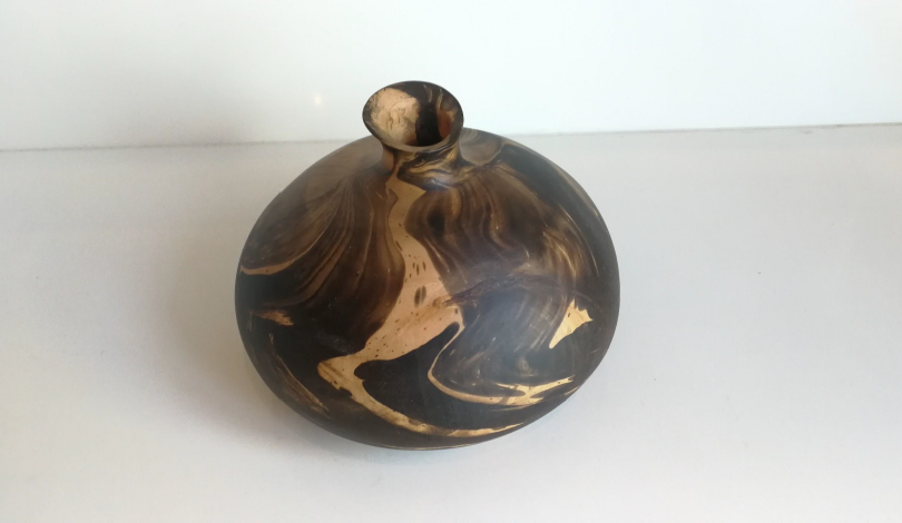 Marbled Mango wood Vase