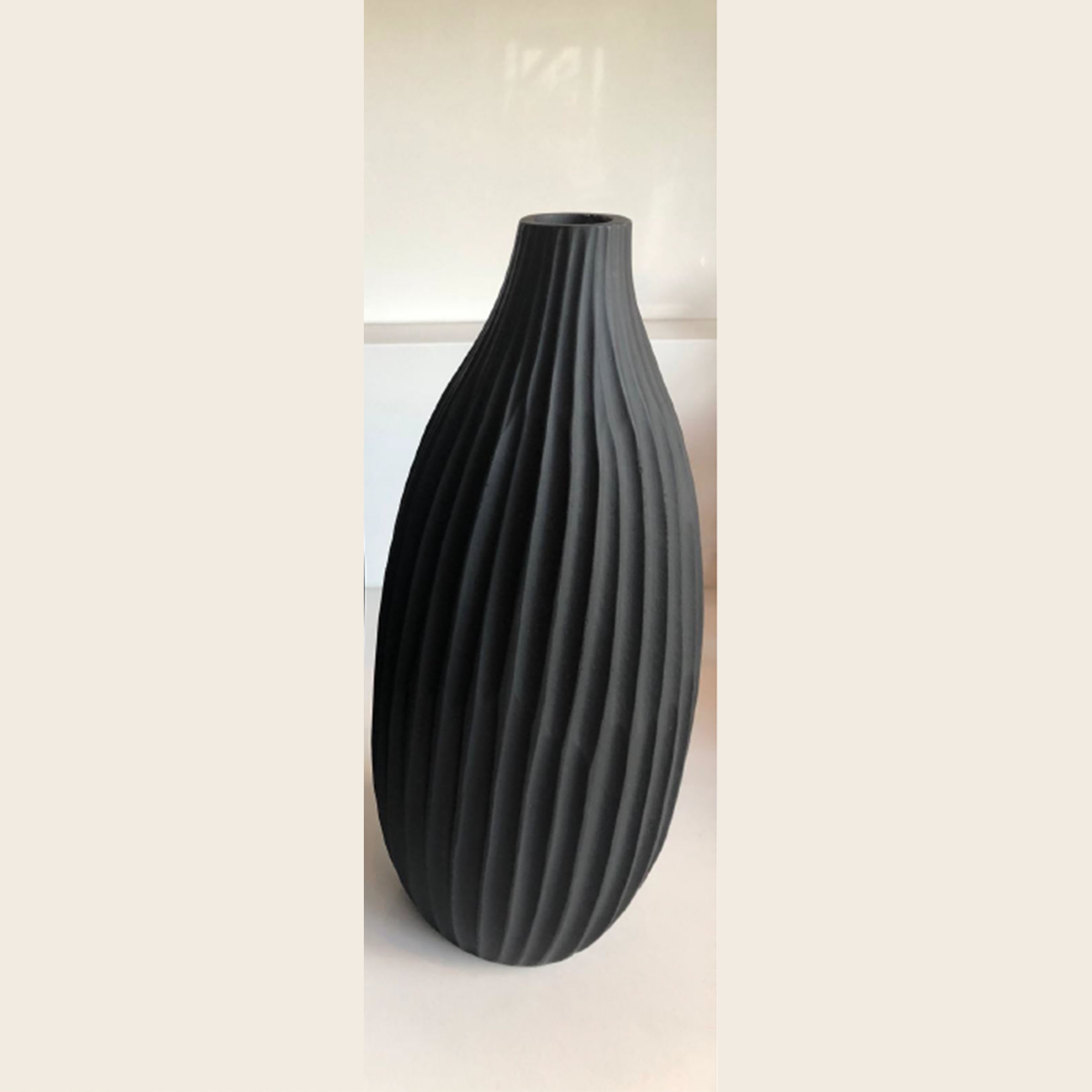 Nocturnal Groove Mango Wood Vase M – Black/White