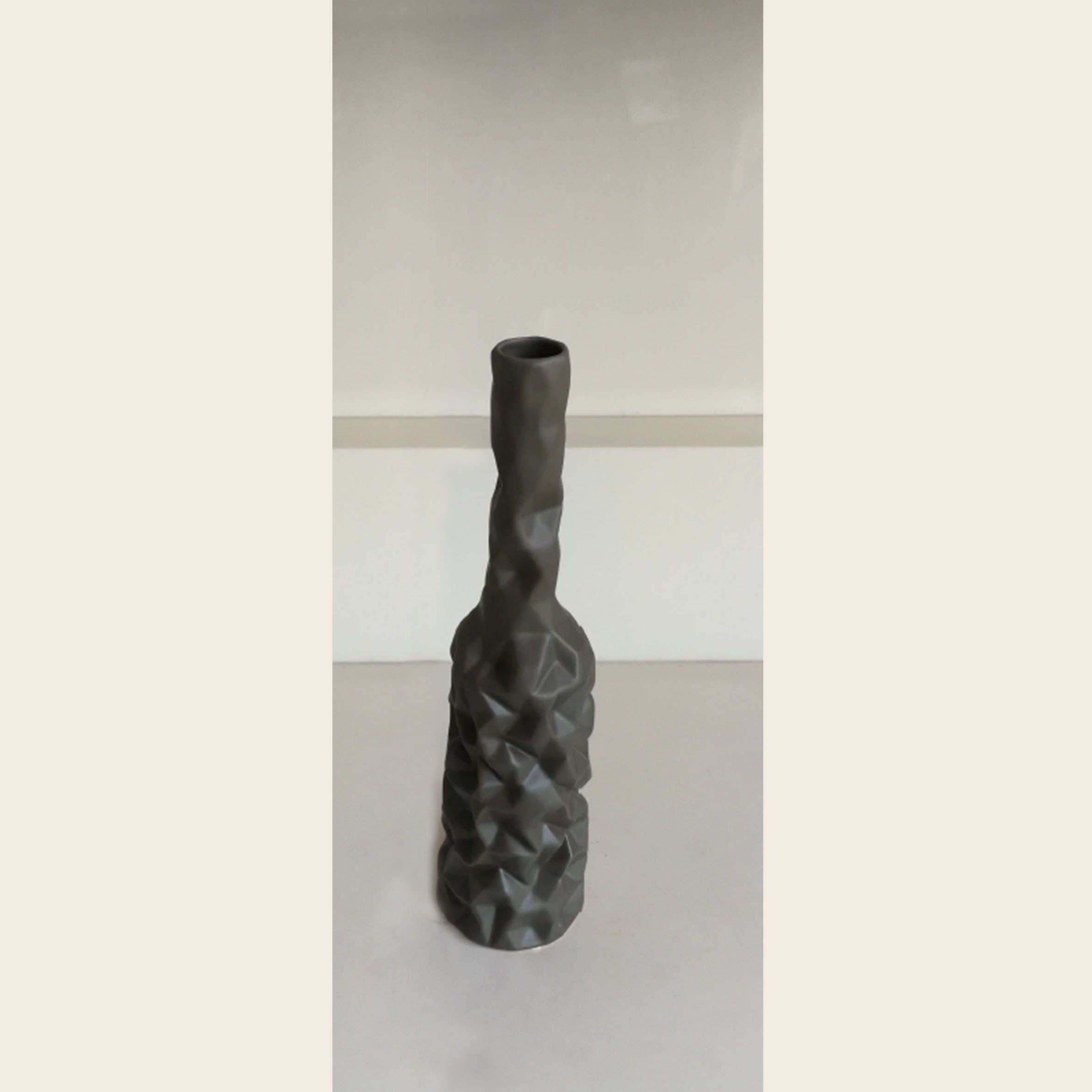 Geometric Prism Vase M